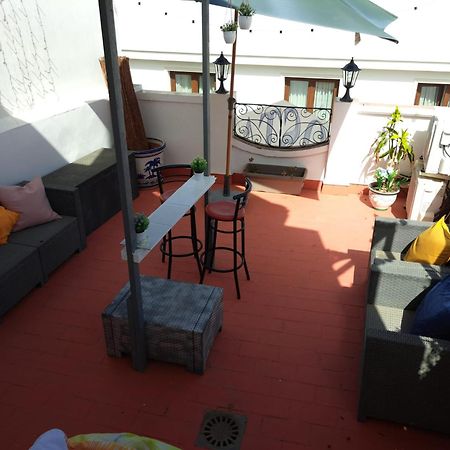 Hostal Montys ネルハ エクステリア 写真